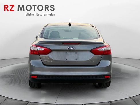Used 2014 Ford Focus SE image 4