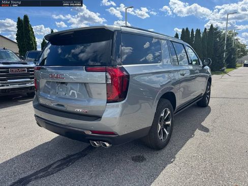 New 2026 GMC Yukon XL AT4 Ultimate AWD/4WD image 6