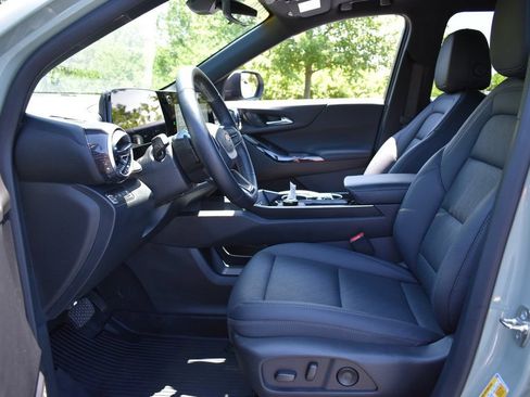 Used 2026 Chevrolet Equinox LT w/ Convenience Package II AWD/4WD image 15
