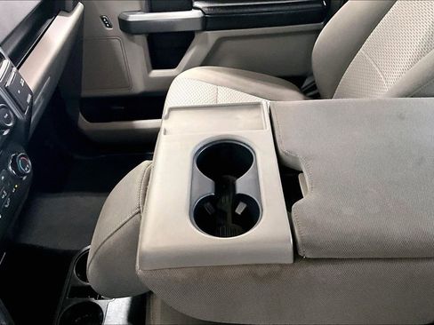 Used 2018 Ford F150 XLT w/ Equipment Group 302A Luxury image 19