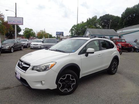 Used 2014 Subaru Crosstrek 2.0i Premium w/ Moonroof Package AWD/4WD image 1