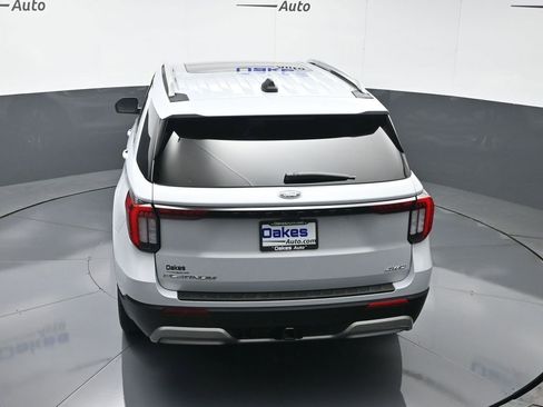 Used 2025 Ford Explorer Platinum w/ LUX Leather Package AWD/4WD image 57