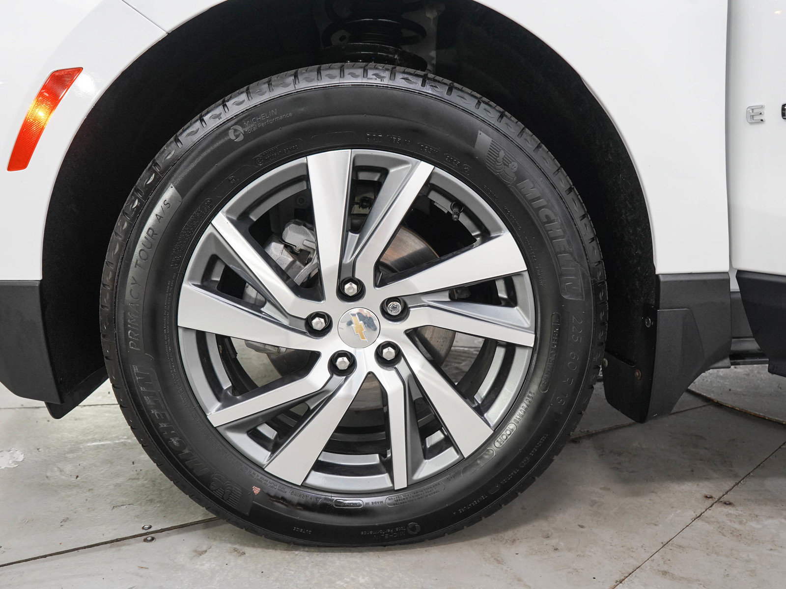 Used 2024 Chevrolet Equinox LT AWD/4WD image 29