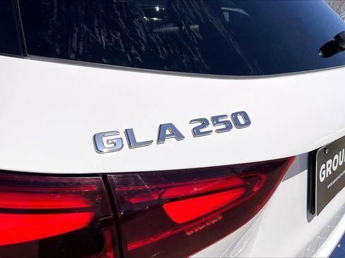 Used 2025 Mercedes-Benz GLA 250 4MATIC image 29