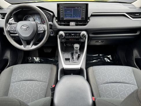 Certified 2022 Toyota RAV4 XLE AWD/4WD image 12