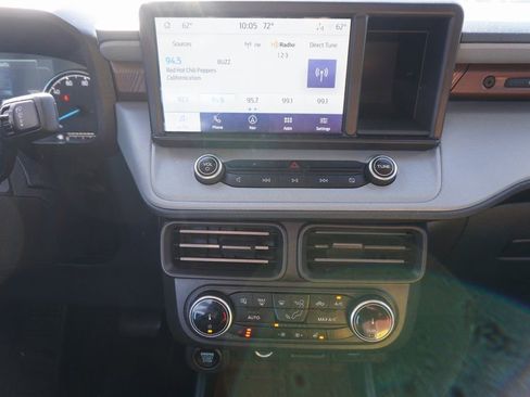 Used 2023 Ford Maverick Lariat w/ Lariat Luxury Package image 8