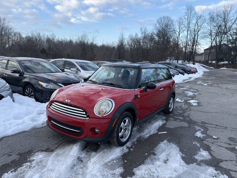 Used 2011 MINI Cooper Clubman FWD image 2