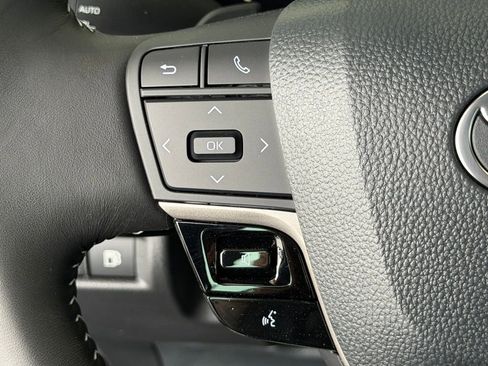 Certified 2026 Toyota Camry SE FWD image 25