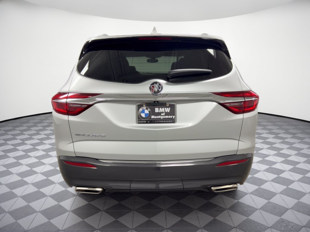 Used 2020 Buick Enclave Essence w/ LPO, Touring Package FWD image 11