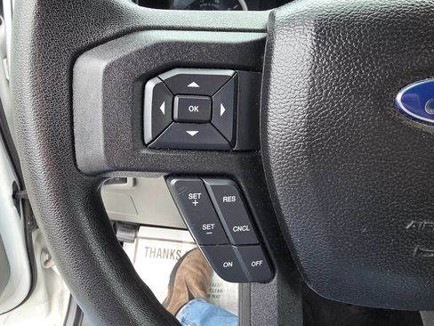 Used 2016 Ford F150 XLT AWD/4WD image 18