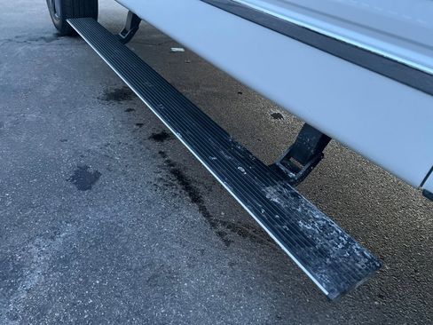 Used 2013 Ford F150 Platinum image 26