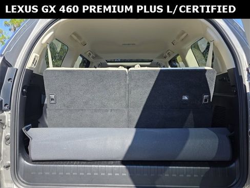 Used 2023 Lexus GX 460 Premium image 16