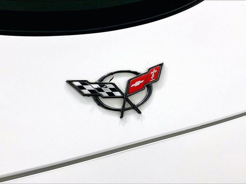 Used 2002 Chevrolet Corvette Coupe w/ Preferred Equipment Group2 image 11