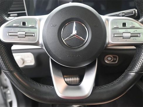 Used 2021 Mercedes-Benz GLS 580 4MATIC image 28