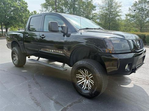 Used 2011 Nissan Titan PRO-4X w/ Pro-4x Technology Pkg AWD/4WD image 5