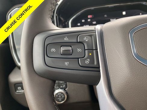 New 2026 GMC Sierra 3500 SLT w/ SLT Convenience Package image 17