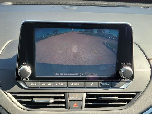 Certified 2021 Nissan Altima 2.5 SR FWD image 29