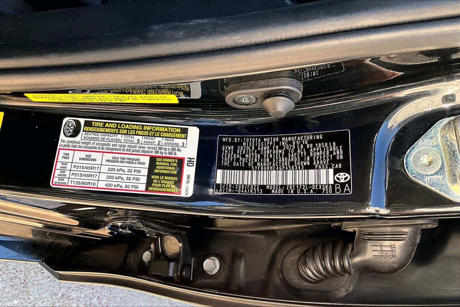 Used 2016 Toyota Corolla S FWD image 34