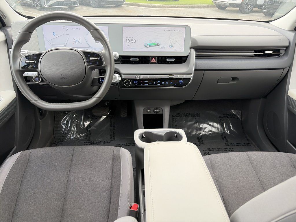 Used 2024 Hyundai Ioniq 5 SEL RWD image 2