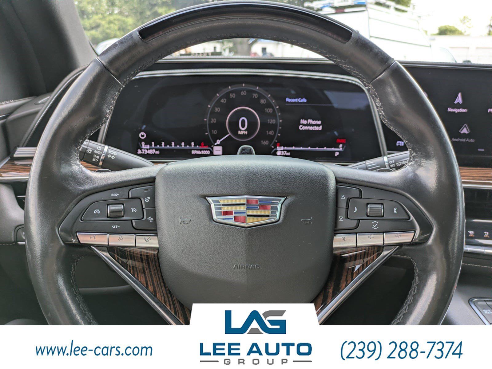 Used 2022 Cadillac Escalade ESV Premium Luxury RWD image 24