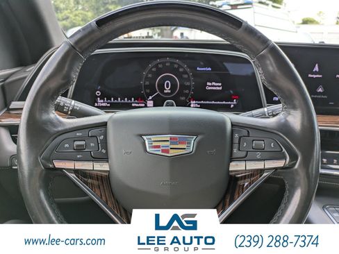 Used 2022 Cadillac Escalade ESV Premium Luxury RWD image 24