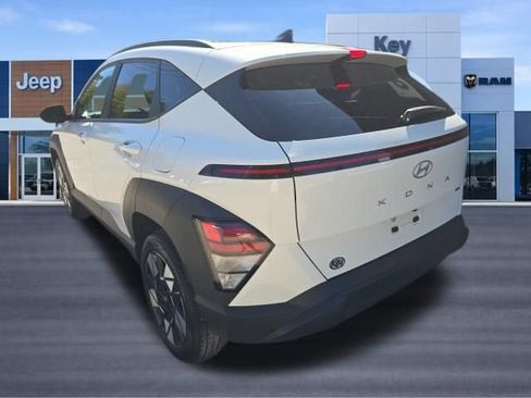 Used 2025 Hyundai Kona SEL AWD/4WD image 7
