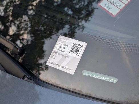 Used 2022 Volkswagen Taos SE image 23