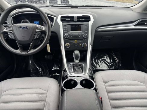 Used 2014 Ford Fusion S image 30