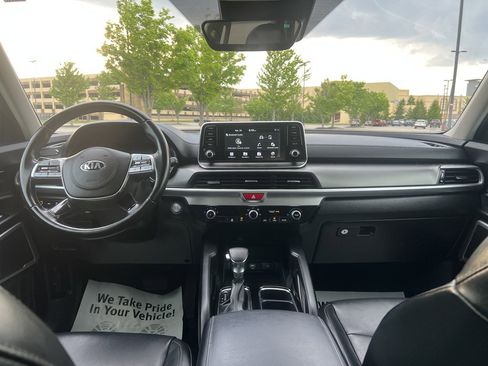 Used 2020 Kia Telluride LX FWD image 23