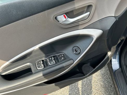 Used 2015 Hyundai Santa Fe Sport w/ Option Group 02 image 15