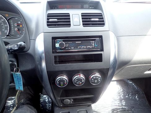 Used 2008 Suzuki SX4 AWD Hatchback image 18