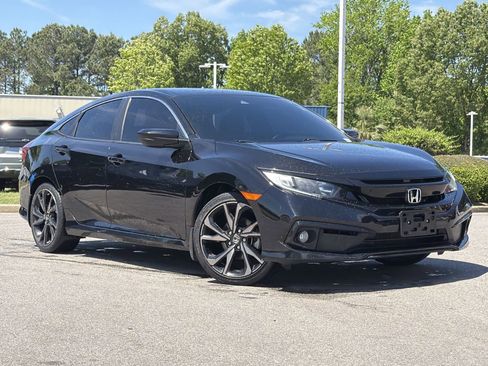 Used 2020 Honda Civic Sport image 2