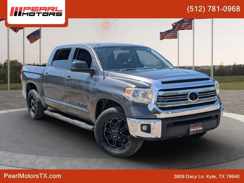 Used 2017 Toyota Tundra SR5 w/ SR5 Upgrade Package RWD image 1