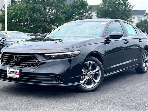 Used 2024 Honda Accord EX image 1