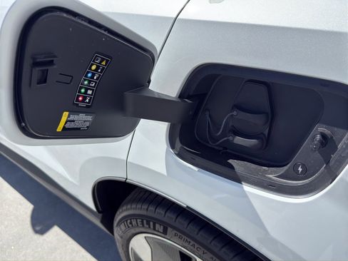 New 2026 Volvo EX30 Ultra w/ Protection Package Premier image 11