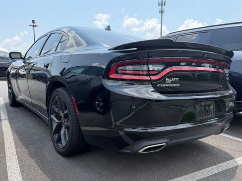 Used 2021 Dodge Charger SXT w/ Plus Group RWD image 4