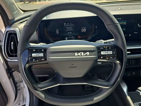 New 2026 Kia Sorento LX FWD image 27