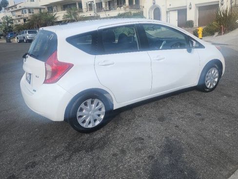 Used 2016 Nissan Versa Note SV FWD image 5