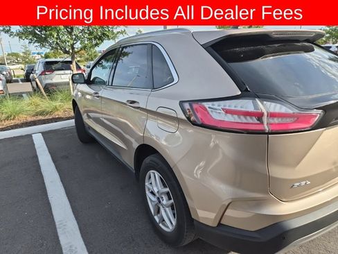 Used 2021 Ford Edge SEL w/ Convenience Package FWD image 4