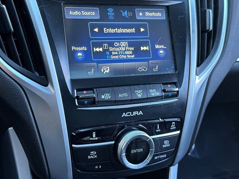 Used 2015 Acura TLX image 18