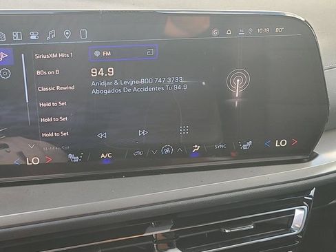 New 2026 Chevrolet Traverse LT w/ Midnight/Sport Edition FWD image 31