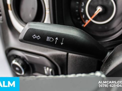 Used 2025 Jeep Wrangler Unlimited Sport AWD/4WD image 28