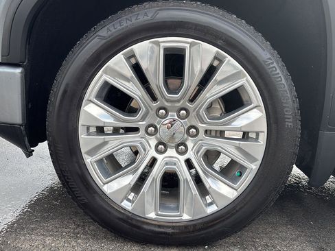 Used 2022 GMC Sierra 1500 Denali w/ Denali Premium Package image 10