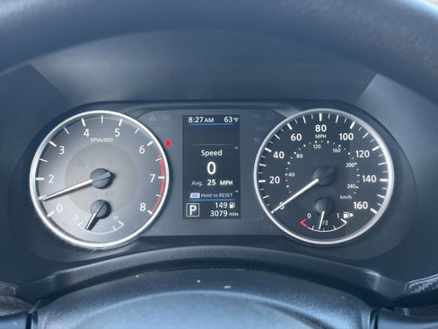 Certified 2025 Nissan Sentra S image 32