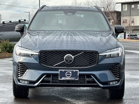 New 2026 Volvo XC60 B5 Plus w/ Protection Package Premier image 8
