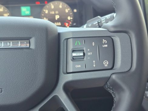New 2026 Land Rover Defender 90 X-Dynamic SE AWD/4WD image 17
