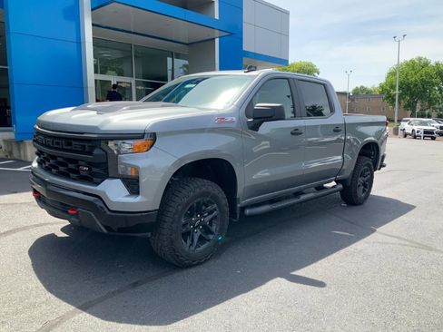 New 2026 Chevrolet Silverado 1500 Custom Trail Boss AWD/4WD image 3