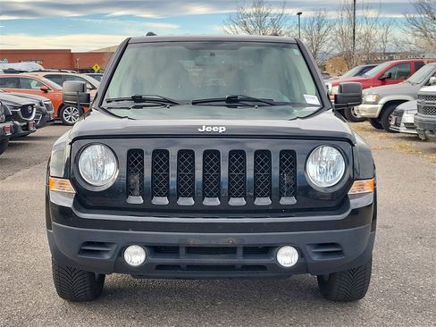 Used 2017 Jeep Patriot Latitude image 9
