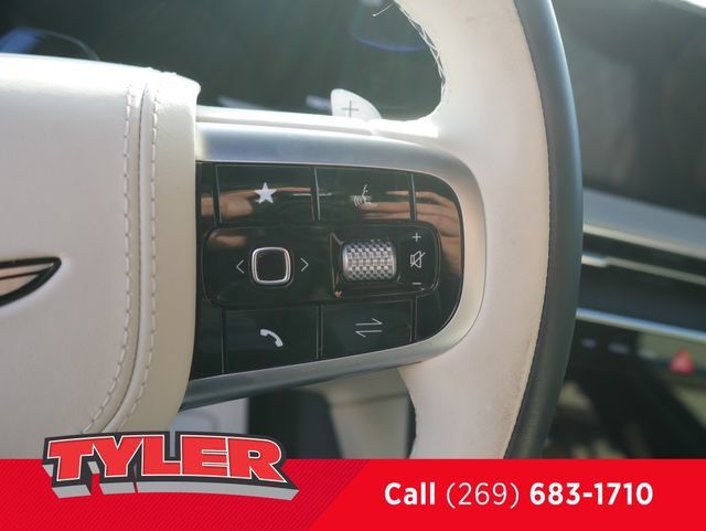 Used 2025 Genesis GV80 3.5T Prestige AWD/4WD image 31
