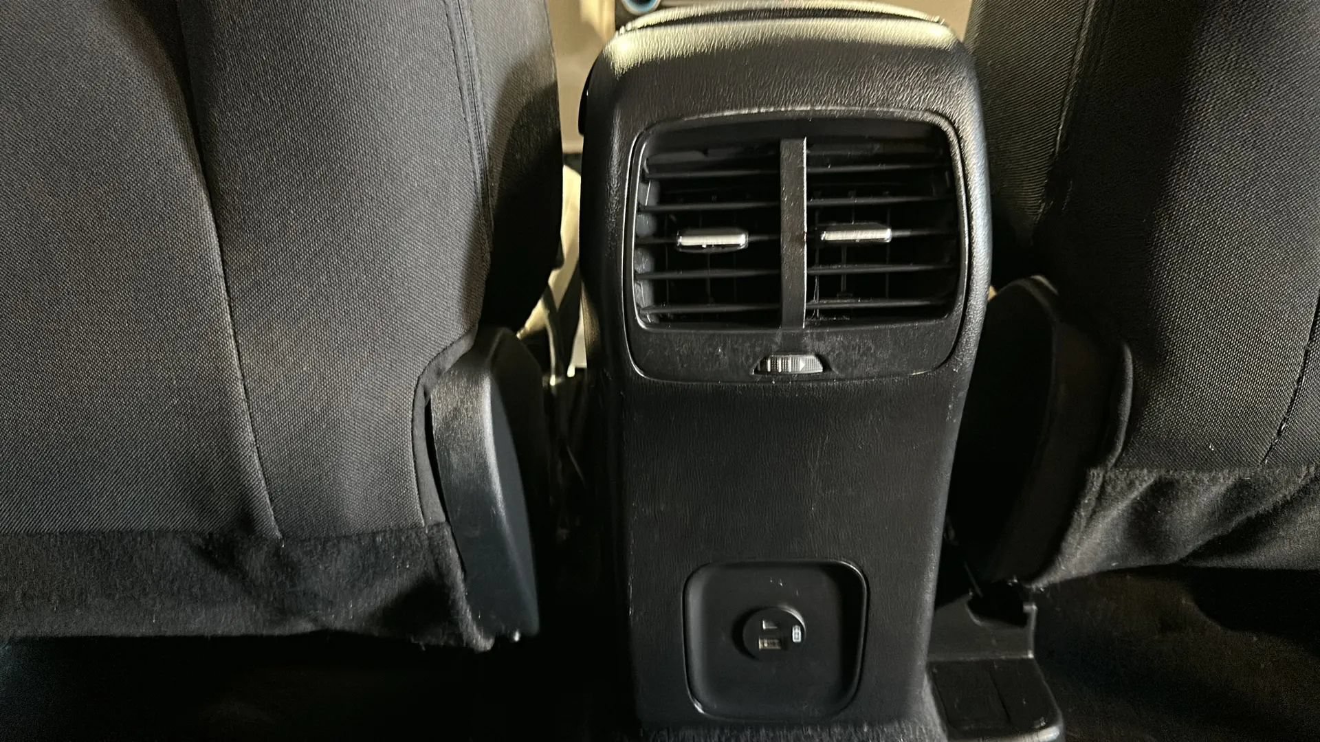 Used 2022 Ford Escape SE w/ Cold Weather Package AWD/4WD image 19